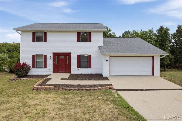 107 Meadow LN, St Robert, MO 65584