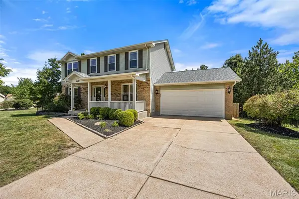 4412 Whitmeere CT, St Louis, MO 63129