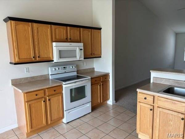 75 Crimson CT, Highland, IL 62249