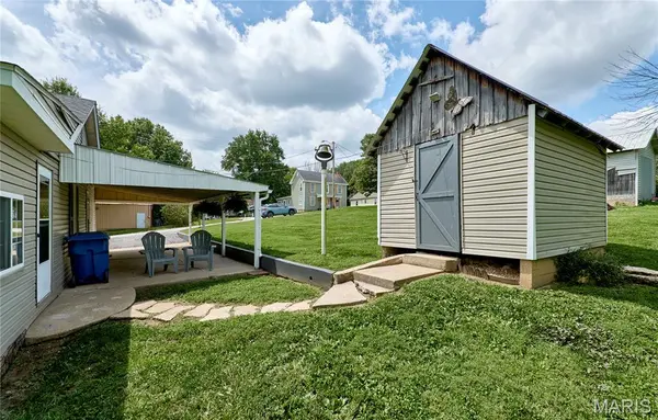 361 E 3rd ST, Moscow Mills, MO 63362