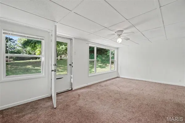 118 Cherry Hill DR, Fenton, MO 63026