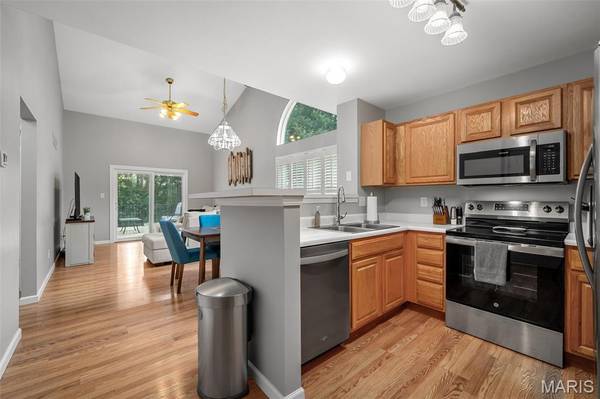 605 Timber Creek TRL, O'fallon, MO 63368