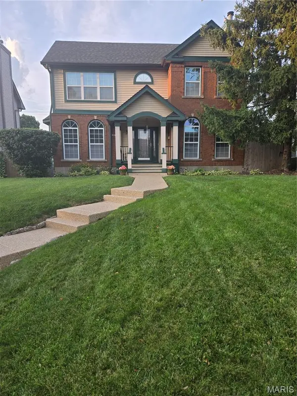 4139 Westminster PL, St Louis, MO 63108