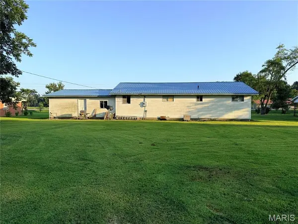 18797 State Highway J, Malden, MO 63863