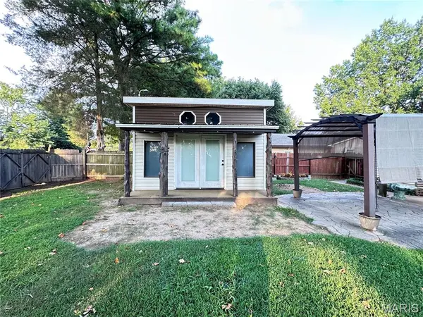 908 Crescent DR, Sikeston, MO 63801