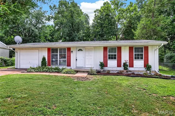 1110 Burgundy LN, Unincorporated, MO 63011