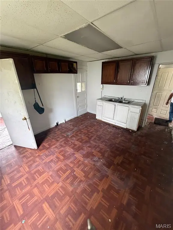 3927 Philbrook AVE, Pine Lawn, MO 63120