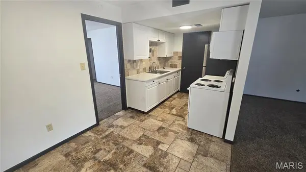 1908 Muren BLVD #6, Belleville, IL 62221