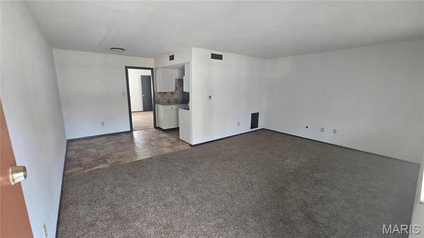 1908 Muren BLVD #6, Belleville, IL 62221