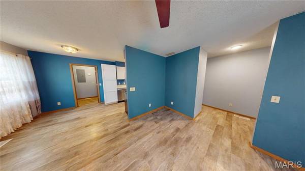 705 E Main ST, Greenville, IL 62246