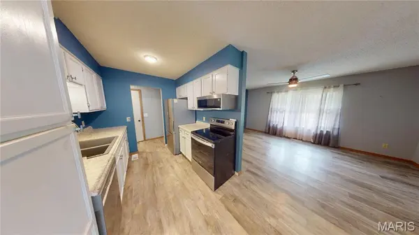 705 E Main ST, Greenville, IL 62246