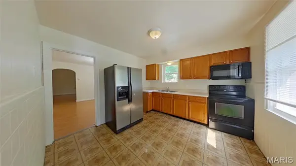 400 S Clark AVE, Ferguson, MO 63135