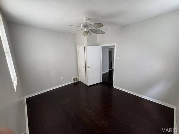 5006 Grace AVE, St Louis, MO 63116