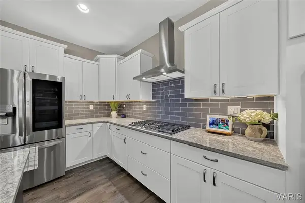 219 Mason Glen DR, Lake St Louis, MO 63367