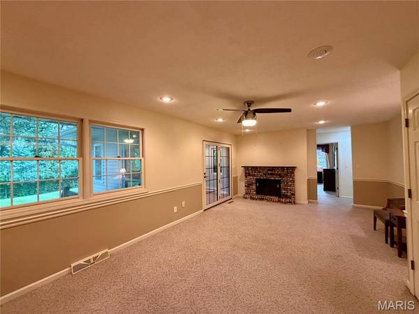130 Pioneer TRL, Hannibal, MO 63401