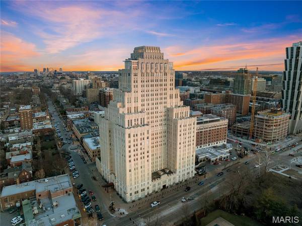232 N Kingshighway BLVD #1903, St Louis, MO 63108