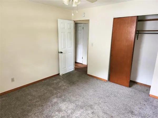 1608 Duncan AVE, Swansea, IL 62226