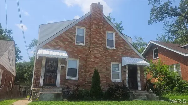 6714 Saint Louis AVE #2, St Louis, MO 63121