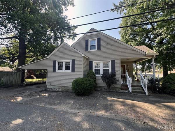 231 S Park LN, Dexter, MO 63841
