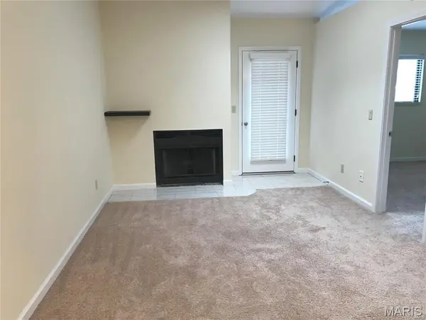 86 PEACHTREE LN, Fairview Heights, IL 62208