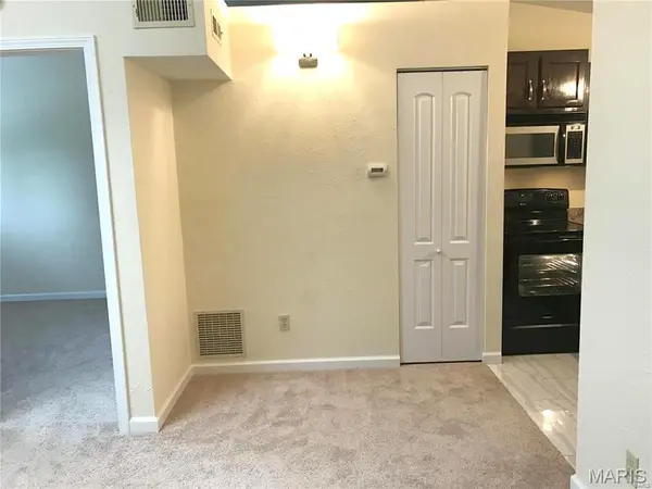 86 PEACHTREE LN, Fairview Heights, IL 62208