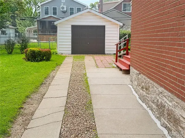 4950 Hummelsheim AVE, Unincorporated, MO 63123