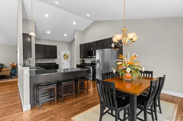 804 Autumn Rise LN, Columbia, IL 62236