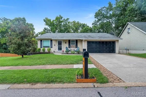 6 Fawn Meadows DR, Eureka, MO 63025