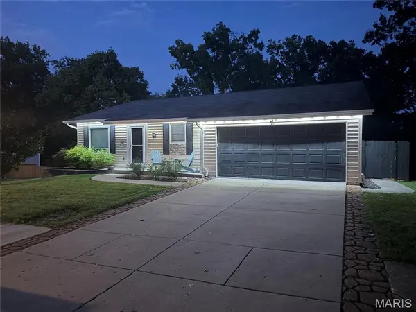 6 Fawn Meadows DR, Eureka, MO 63025