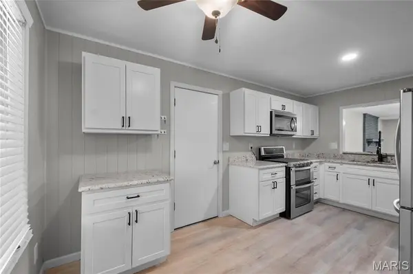 1509, 1511 Jessica ST, Cape Girardeau, MO 63701