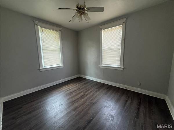 4844 Calvin AVE, St Louis, MO 63115