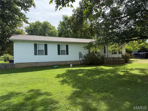 5134 Hurryville RD, Farmington, MO 63640