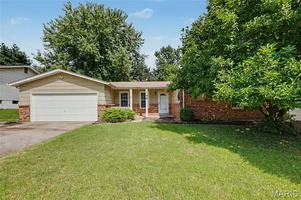 149 Hunters RDG, St Charles, MO 63301