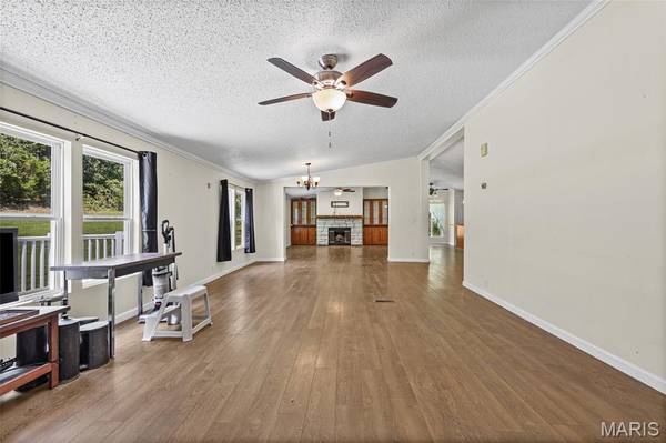 7448 Turn Bo Ranch RD, Dittmer, MO 63023