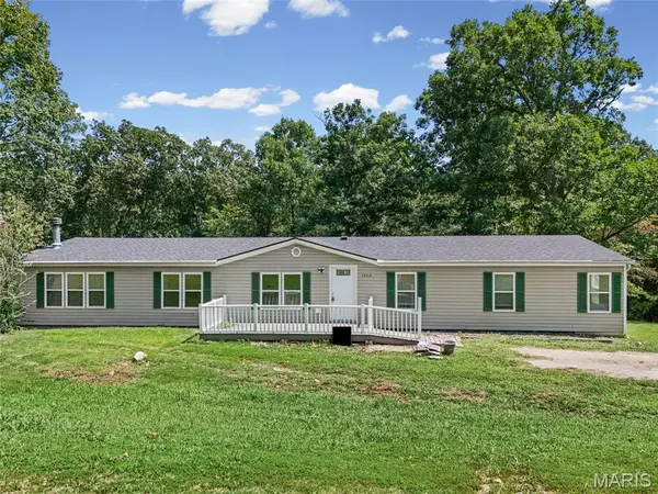 7448 Turn Bo Ranch RD, Dittmer, MO 63023