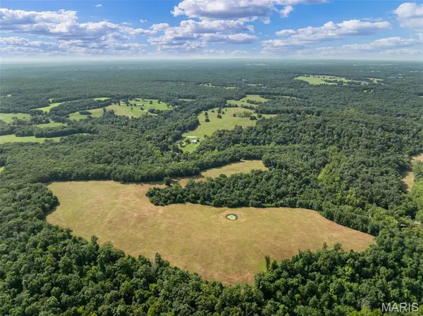 0 long Spring RD, Steelville, MO 65565