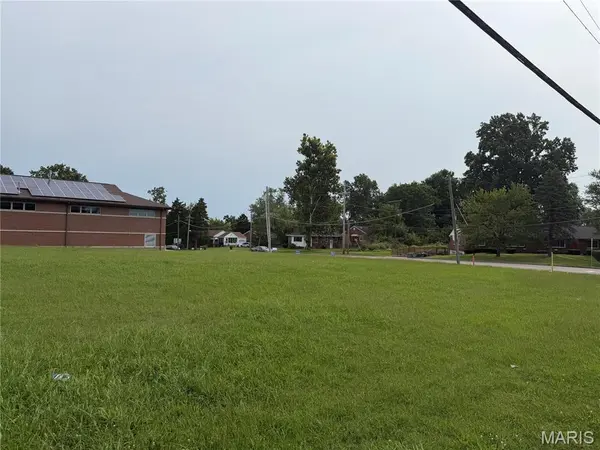1011 Jennings Station RD, St Louis, MO 63137