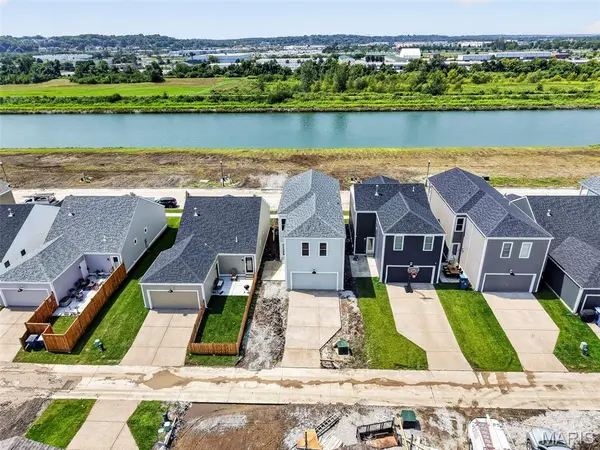 9047 Wilkie Station ST, St Charles, MO 63341
