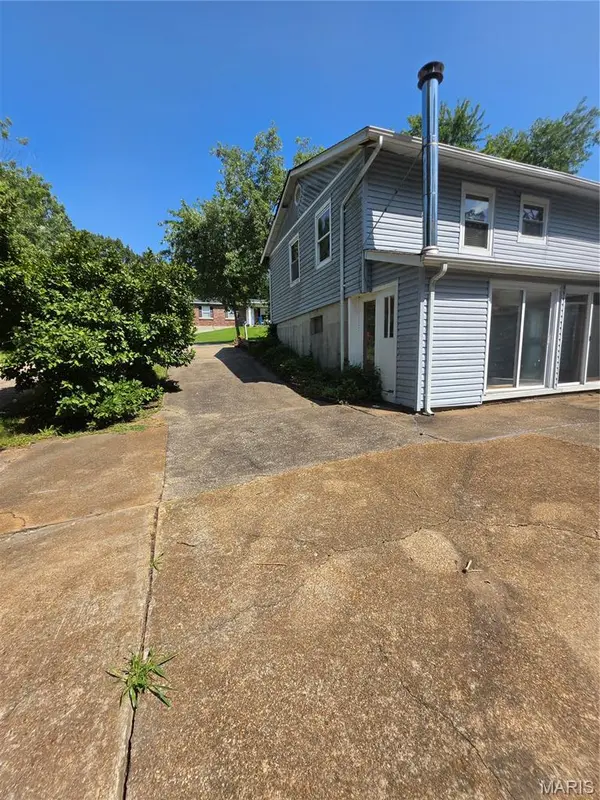 3887 Stone Ridge CT, Arnold, MO 63010