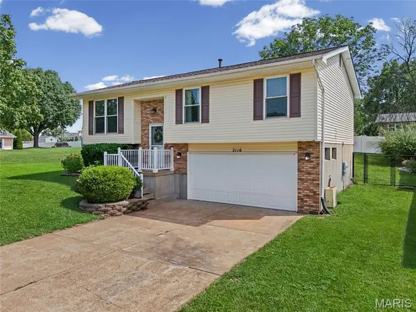 2116 Westmoreland DR, Imperial, MO 63052