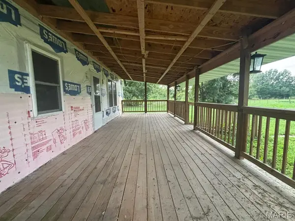 315 N Center ST, Hunnewell, MO 63443
