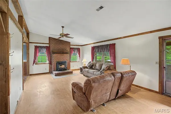 25740 Indianapolis DR, Marble Hill, MO 63764