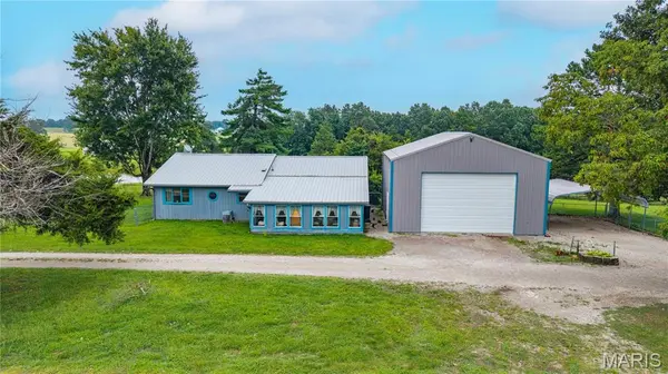 25740 Indianapolis DR, Marble Hill, MO 63764