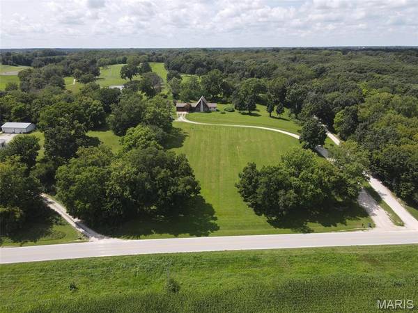 21553 State Highway B, Canton, MO 63435