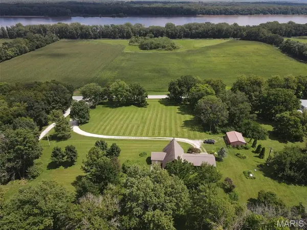 21553 State Highway B, Canton, MO 63435