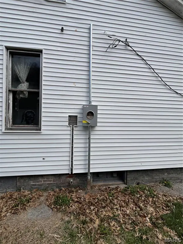 802 E D ST, Belleville, IL 62220
