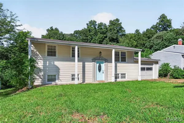 43 Frontier TRL, Fenton, MO 63026