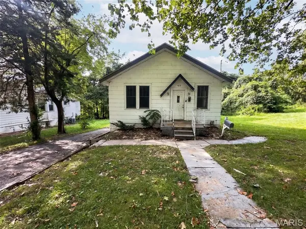 423 Fork DR, St Louis, MO 63137