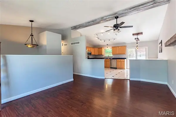 1208 Walnut DR, Arnold, MO 63010