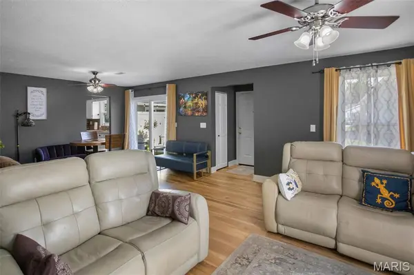 1349 Normandy DR, Godfrey, IL 62035